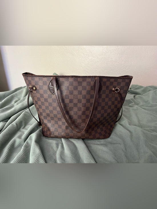 Louis Vuitton Handbags - Louis Vuitton 2011 Damier Neverfull Canvas Tote